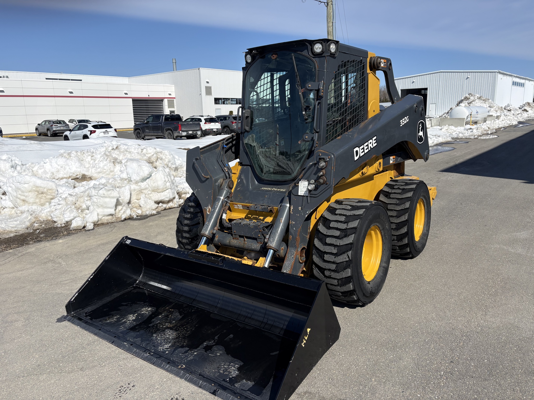 2021 John Deere 332G Image 1