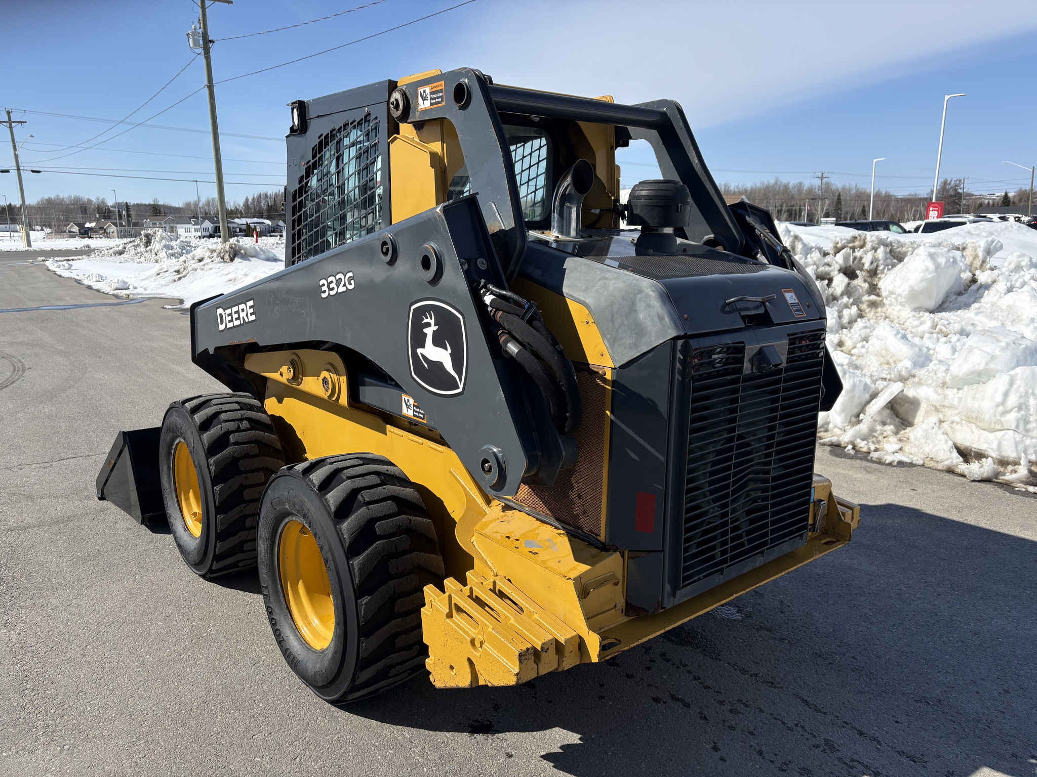 2021 John Deere 332G Image 3