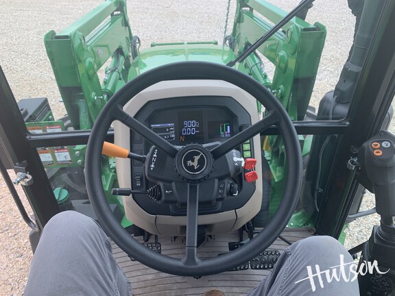 Photo of 2024 John Deere 5095M