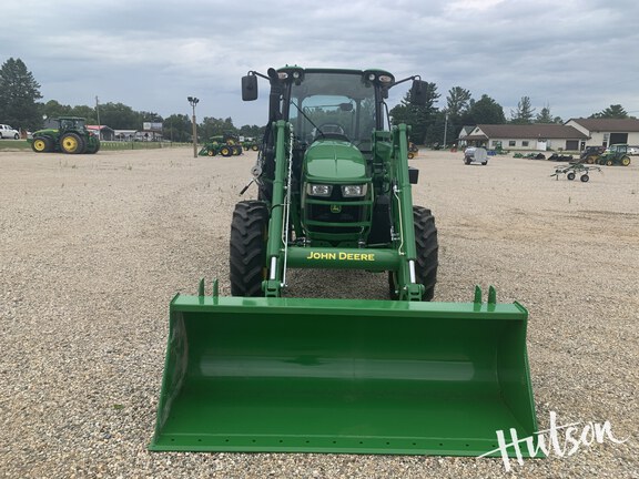 Photo of 2024 John Deere 5095M