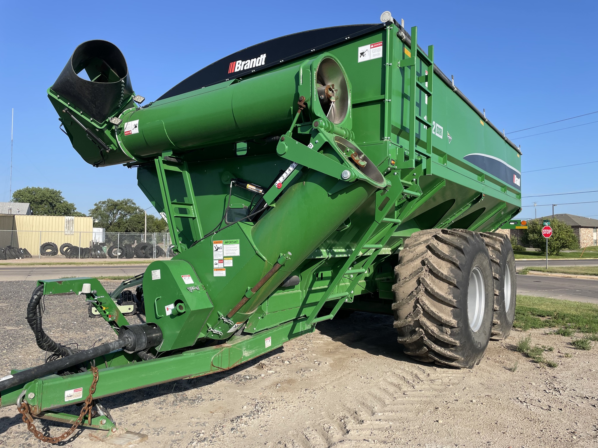 2021 Brandt 1522 Image 1