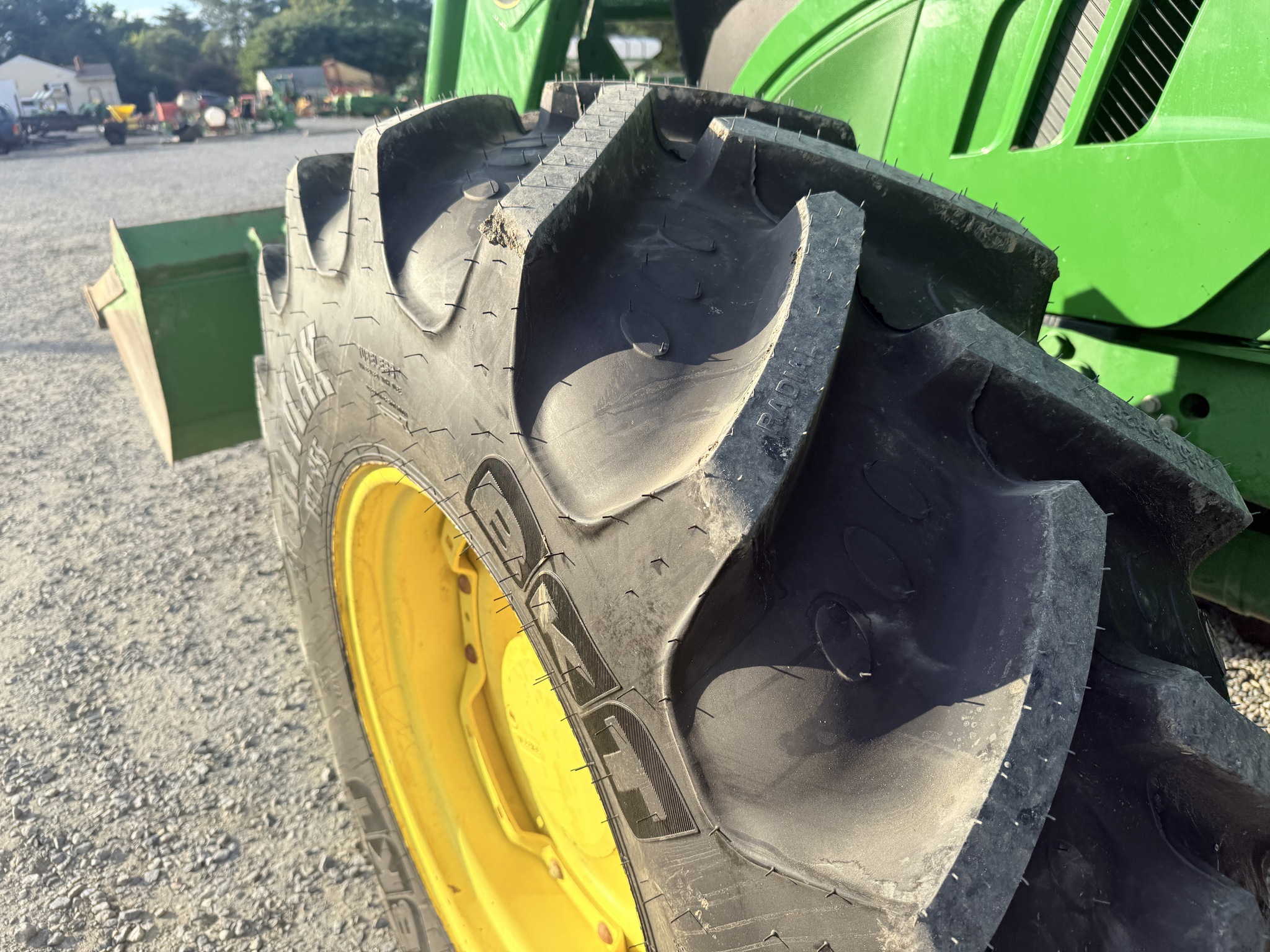 2017 John Deere 6155M Image 10