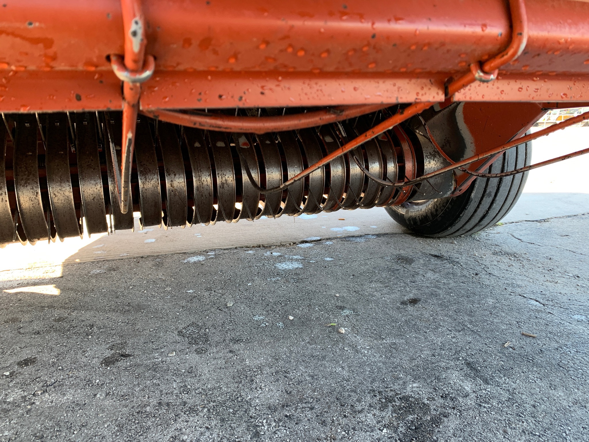  1997 Hesston 565A at Heritage Tractor in Lamar, MO
