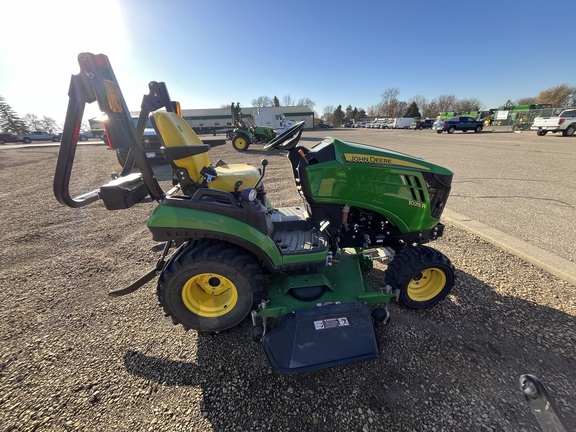 2022 John Deere 1025R - Photo4