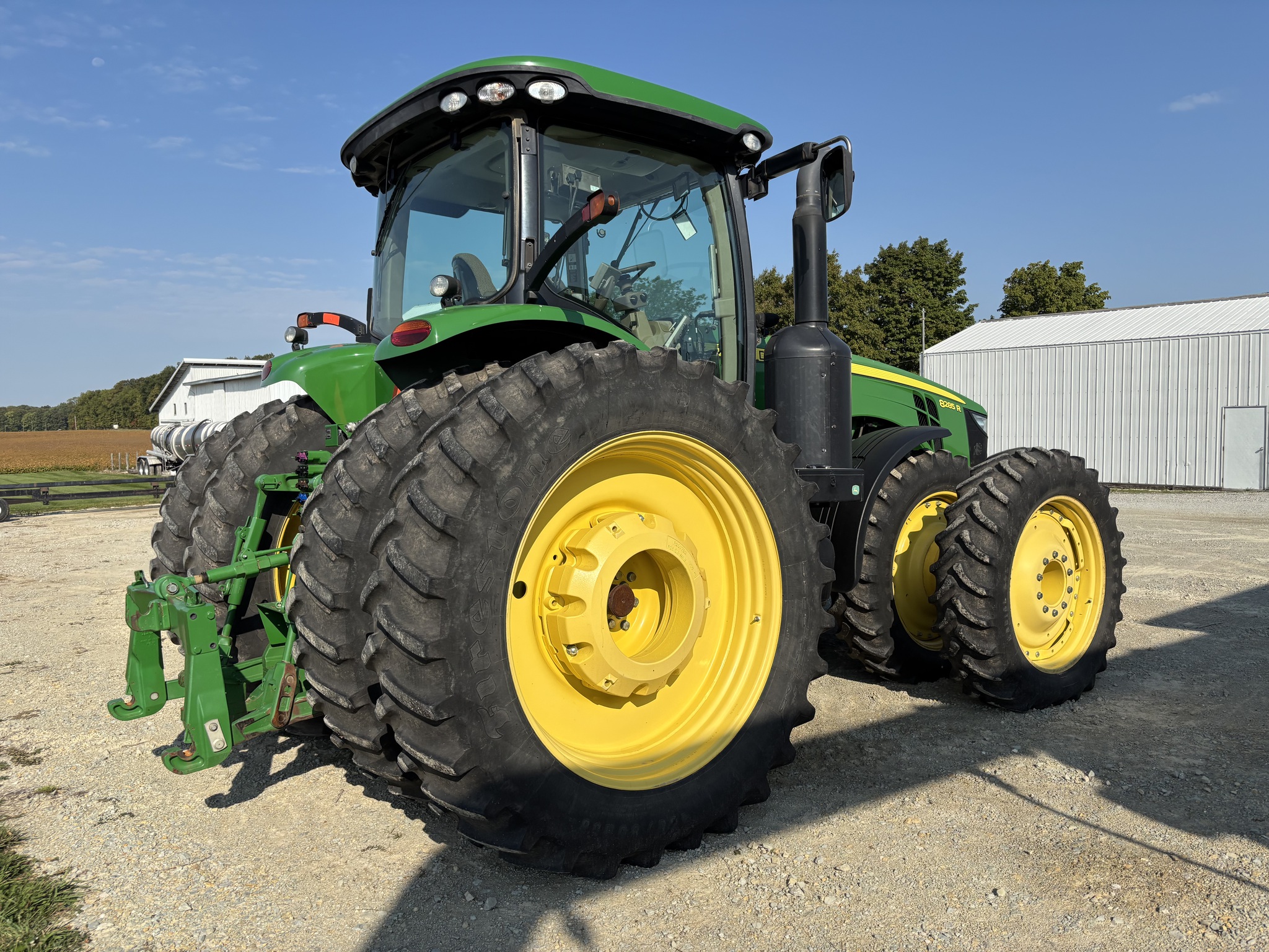 2013 John Deere 8285R Image 5