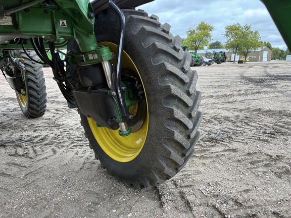 2024 John Deere 412R - Photo12