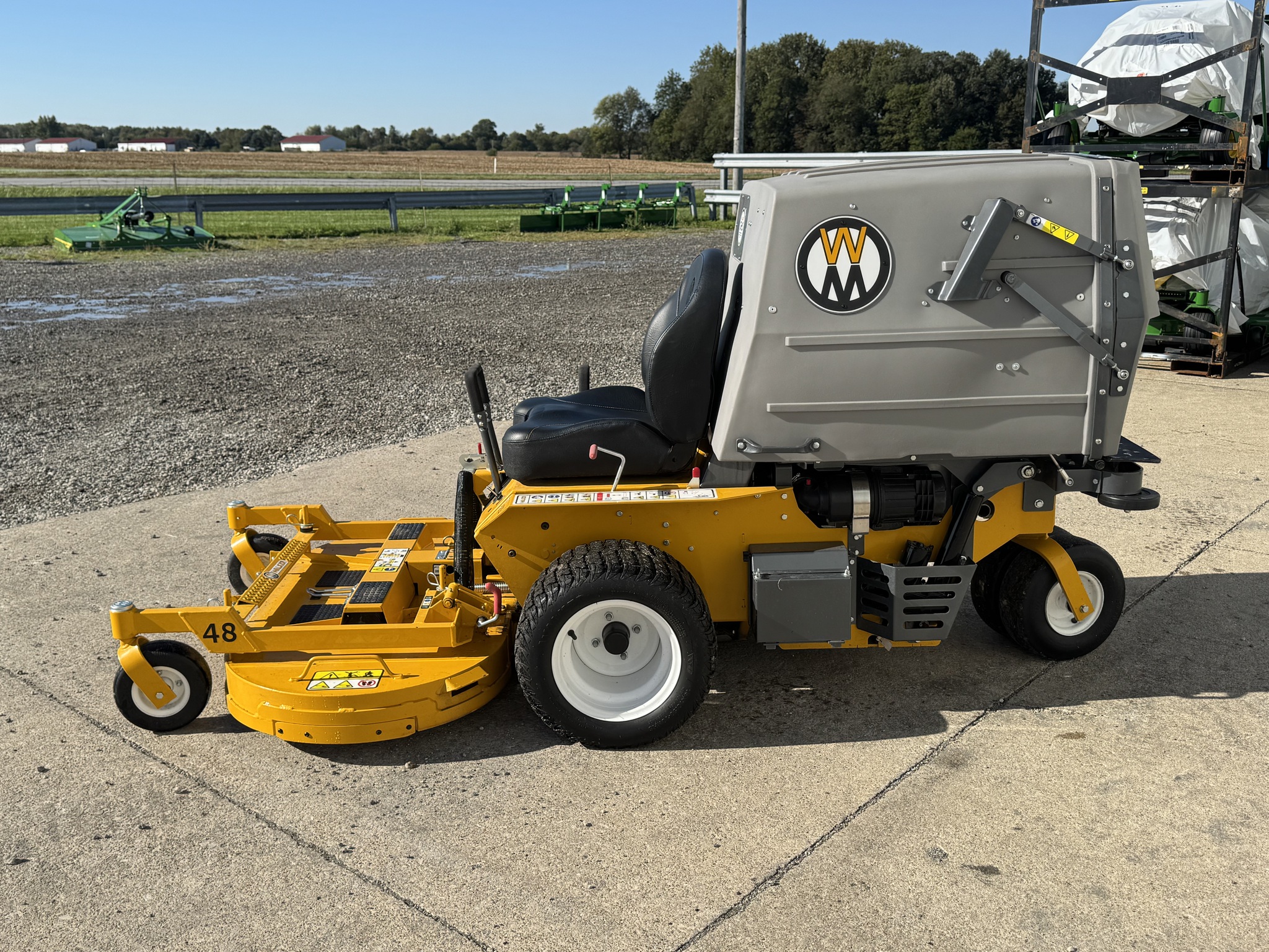 2024 Walker CS23i Image 4