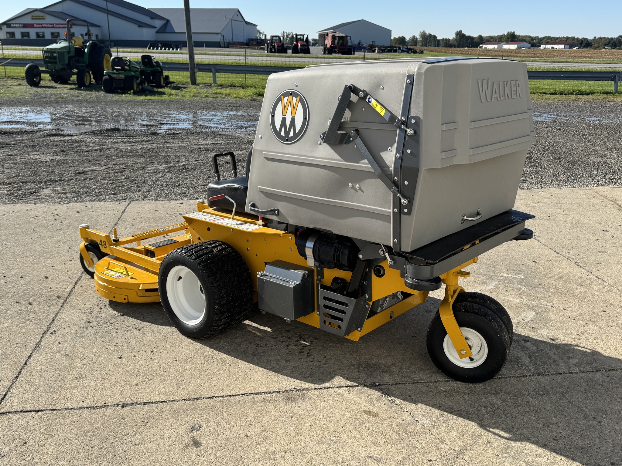 2024 Walker CS23i Image 5