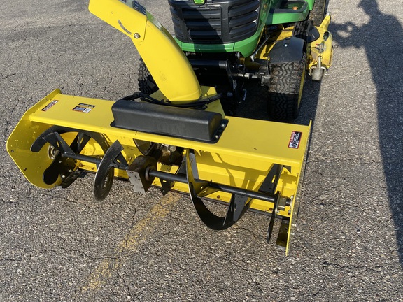 2019 John Deere X739 - Photo4