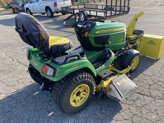 2019 John Deere X739 - Photo7