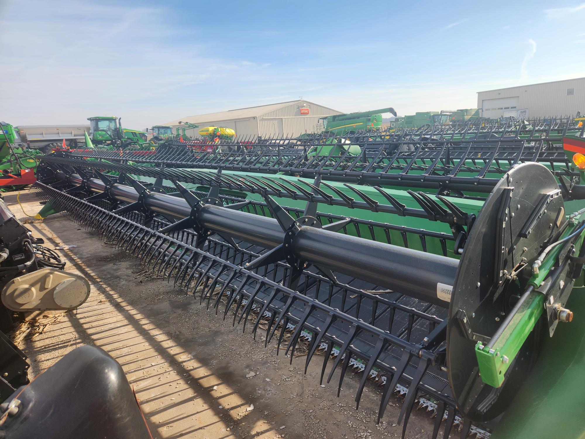 2019 John Deere 735FD at Heritage Tractor in Brimfield, IL