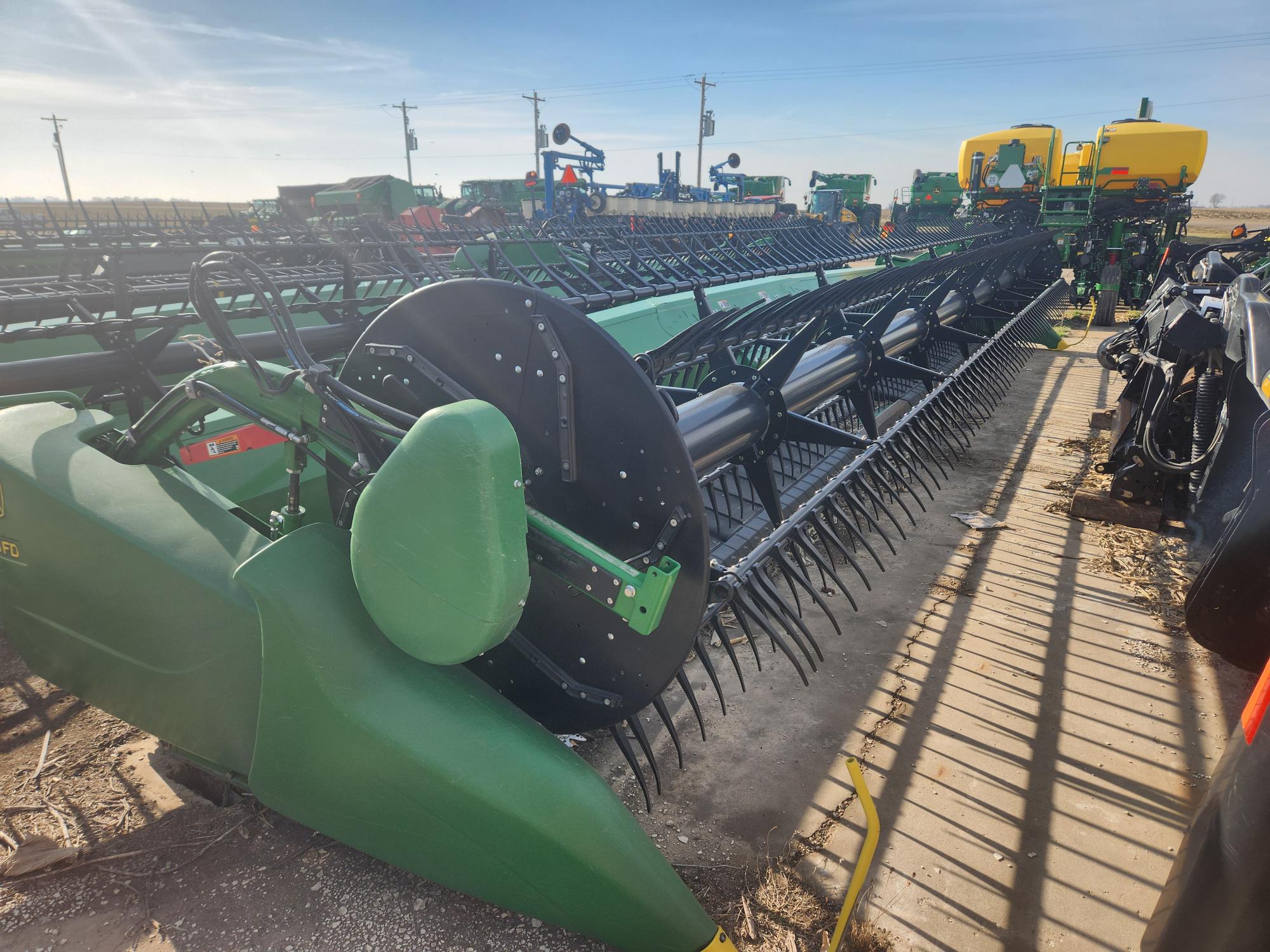  2019 John Deere 735FD at Heritage Tractor in Brimfield, IL