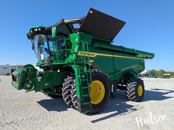 Photo of 2025 John Deere X9 1100