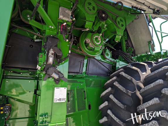 Photo of 2025 John Deere X9 1100