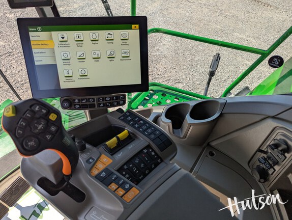 Photo of 2025 John Deere X9 1100