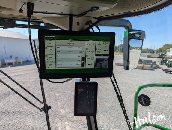 Photo of 2025 John Deere X9 1100