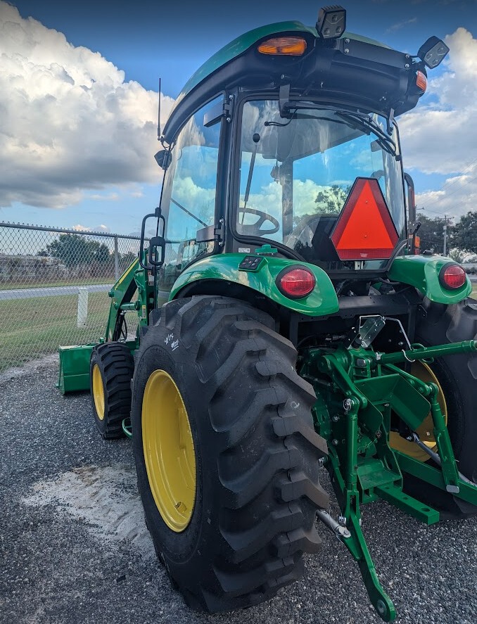 2024 John Deere 4066R Image 4