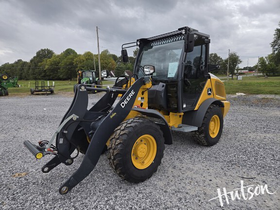 Photo of 2024 John Deere 184 G