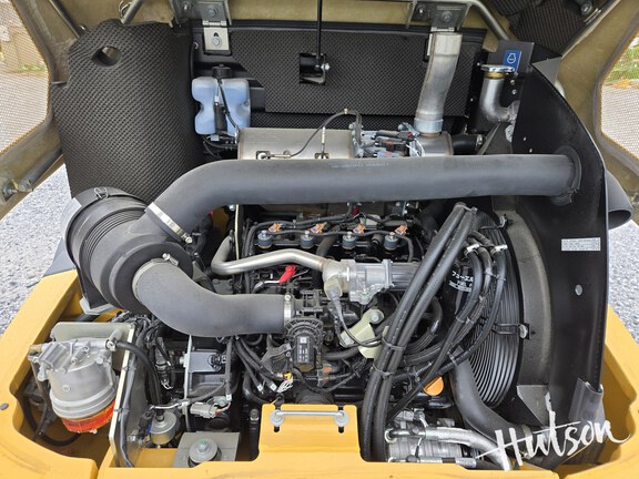 Photo of 2024 John Deere 184 G