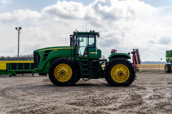 Used 2008 John Deere 9430 Articulated 4WD Tractors at Koenig Equipment in Greensburg, IN - Photo1