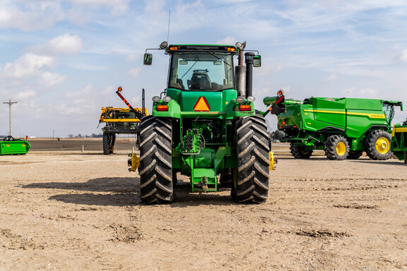 Used 2008 John Deere 9430 Articulated 4WD Tractors at Koenig Equipment in Greensburg, IN - Photo3