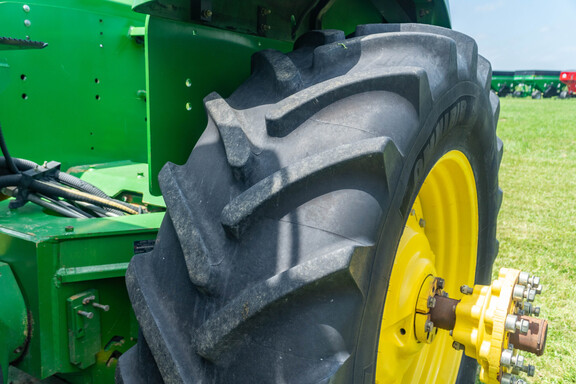 Used 2008 John Deere 9430 Articulated 4WD Tractors at Koenig Equipment in Anna, OH - Photo10