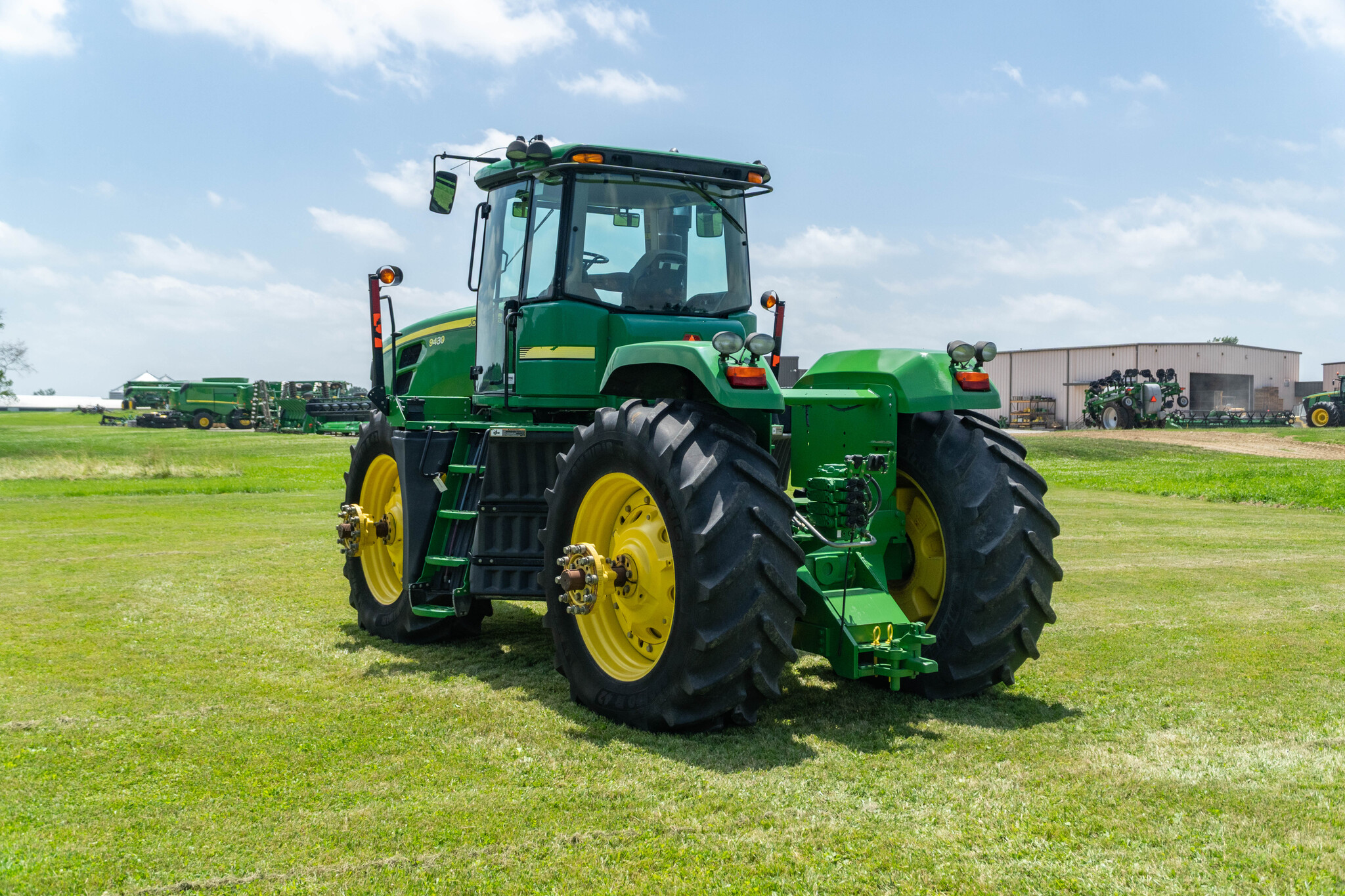 Used 2008 John Deere 9430 Articulated 4WD Tractors at Koenig Equipment in Anna, OH - PhotoXL2