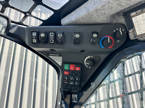 2024 John-Deere 325G