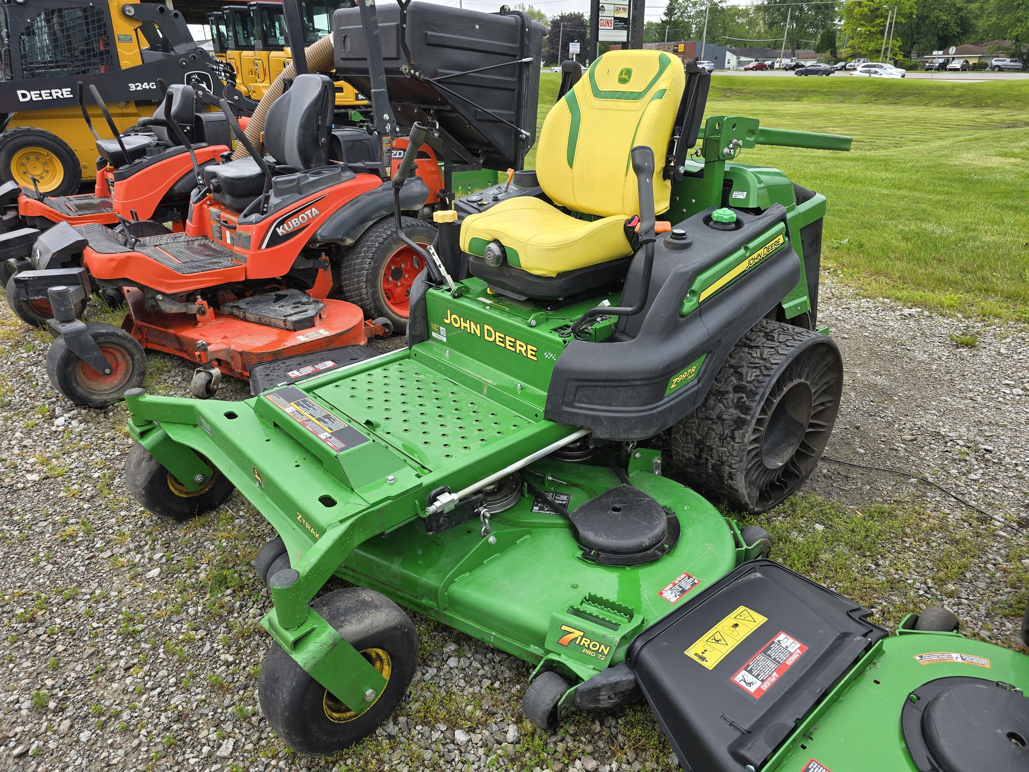 2024 John Deere Z997R Image 3