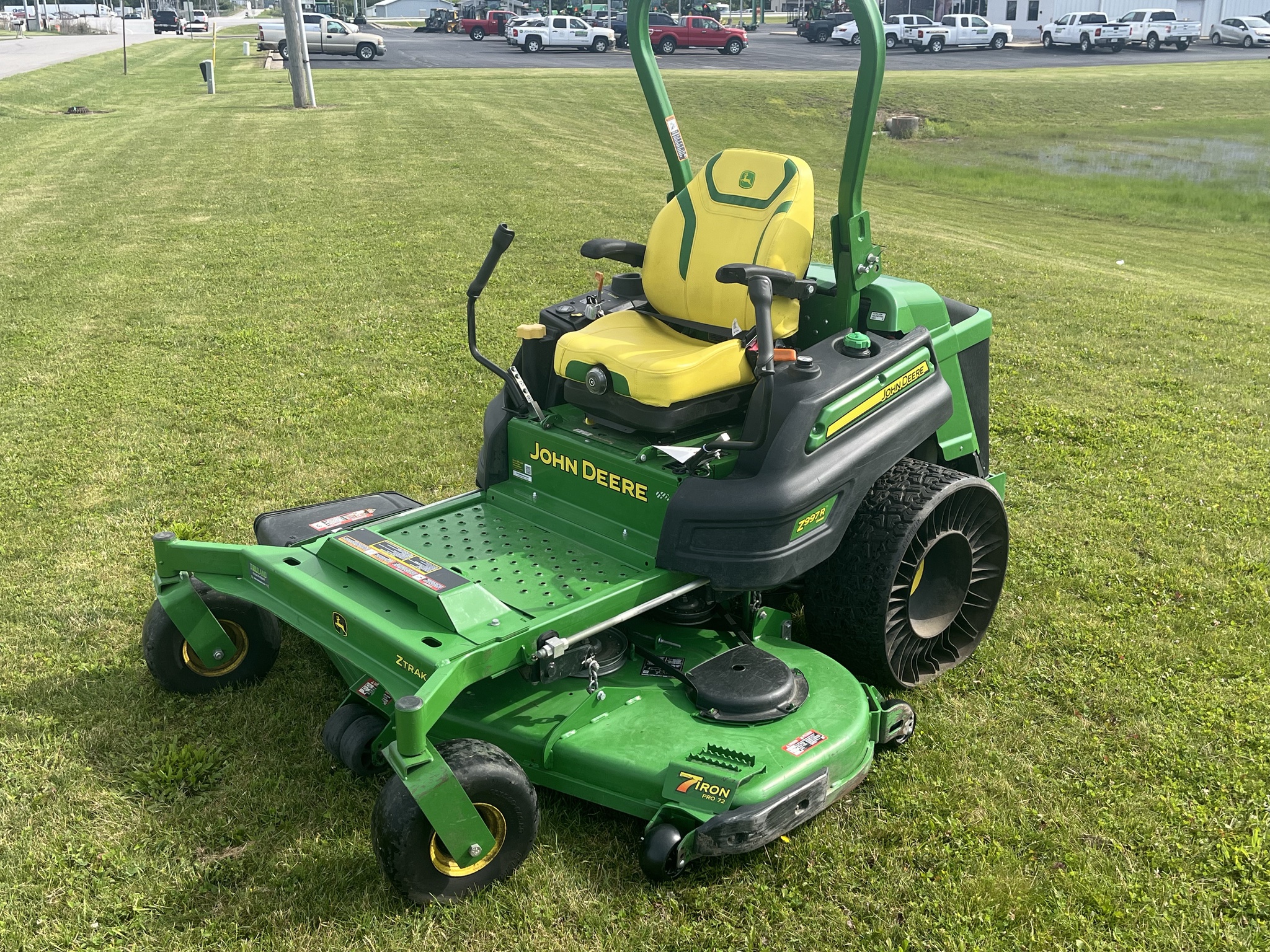 2024 John Deere Z997R Image 1