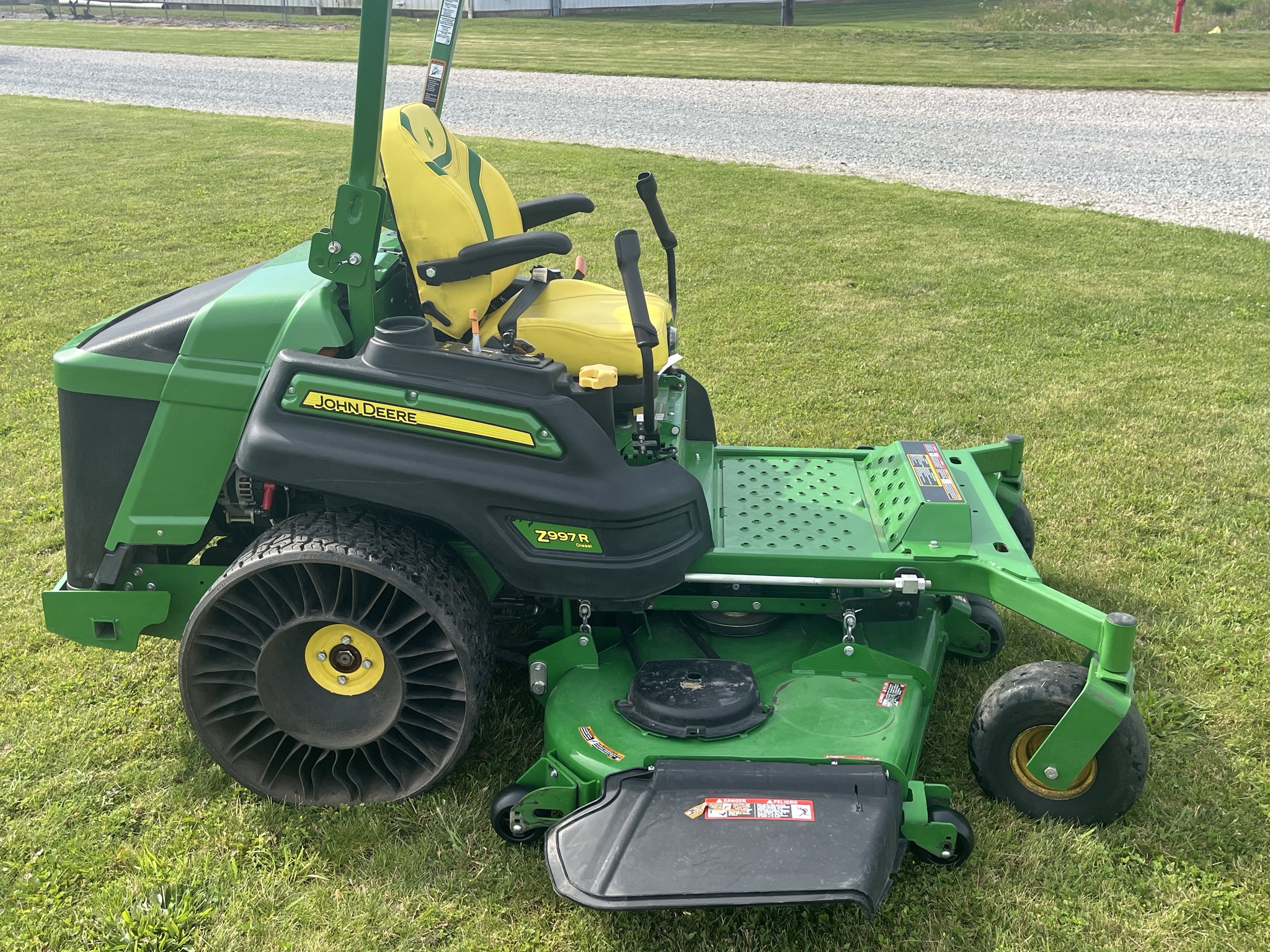 2024 John Deere Z997R Image 5