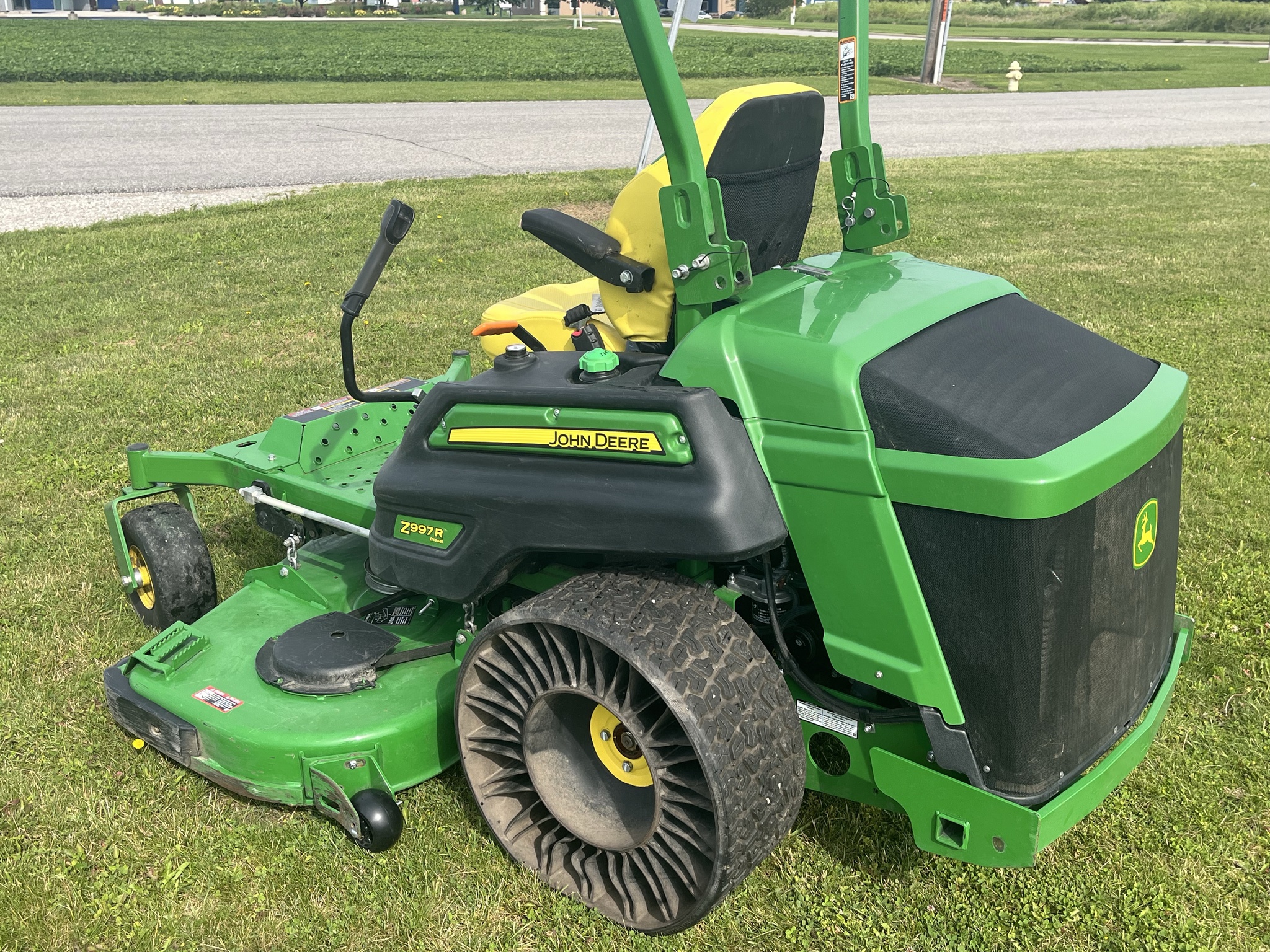 2024 John Deere Z997R Image 8