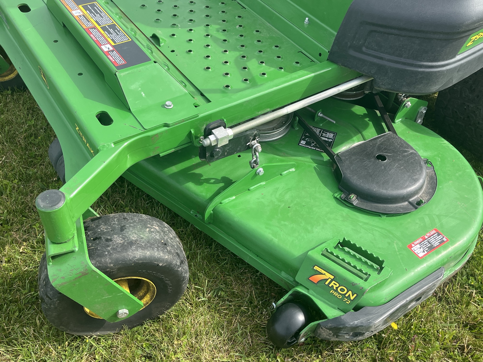 2024 John Deere Z997R Image 10