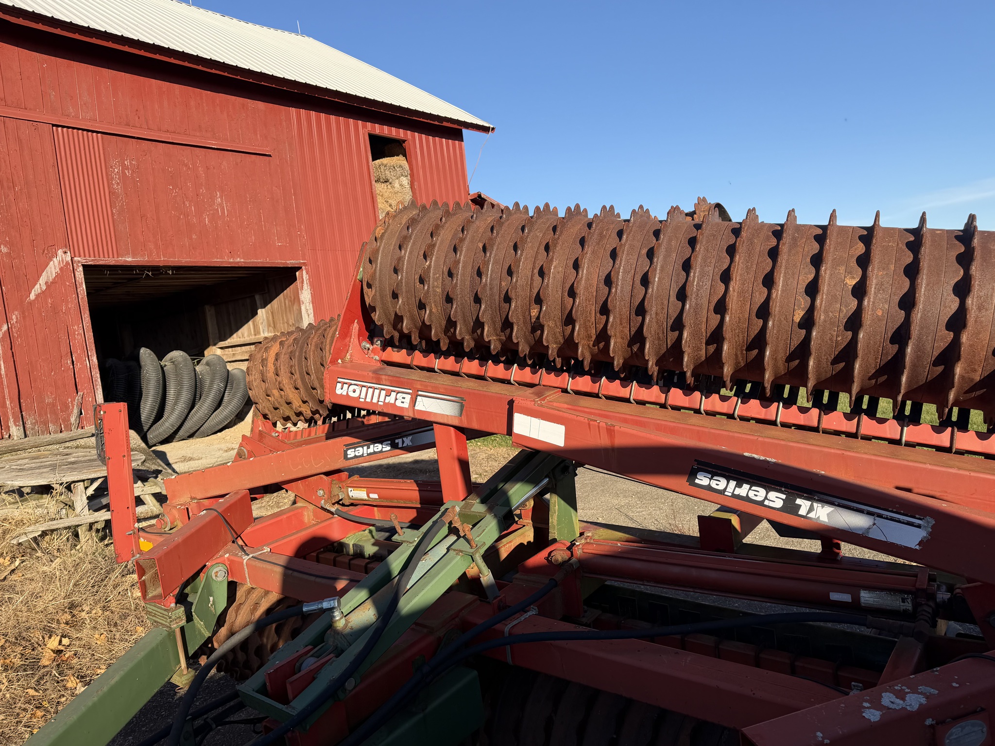 2004 Brillion XL144 Image 2