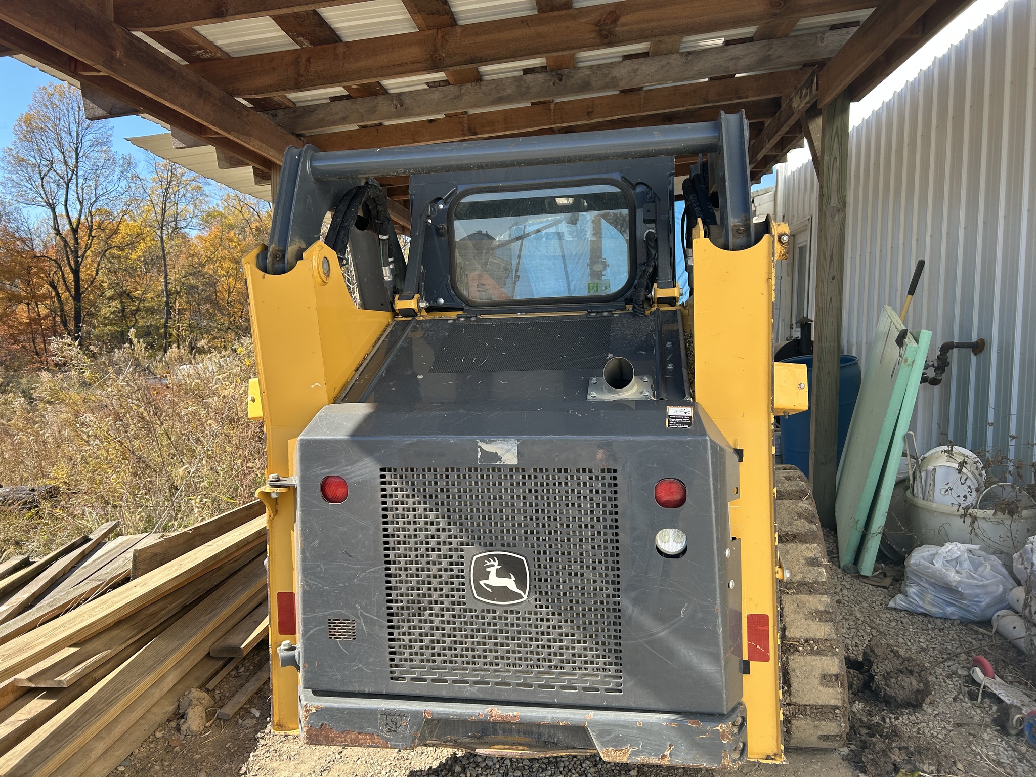 2017 John Deere 317G Image 4