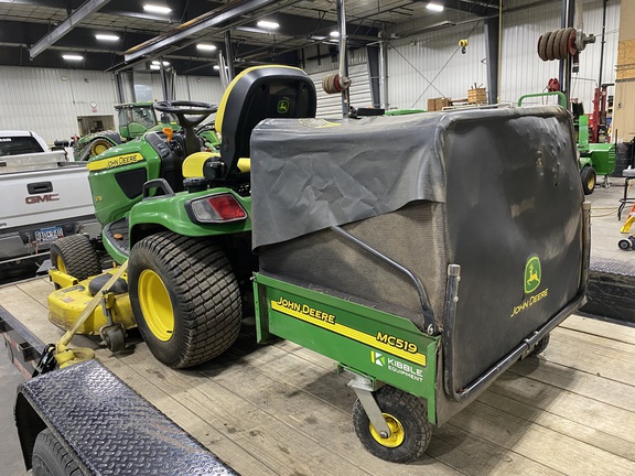 2017 John Deere X730 - Photo4