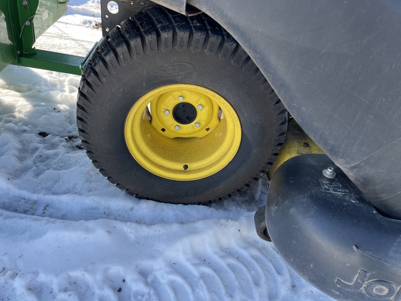 2017 John Deere X730 - Photo13