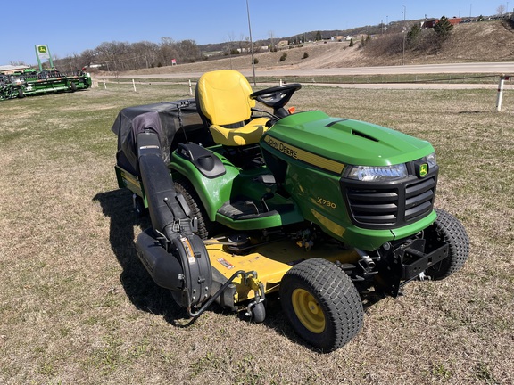 2017 John Deere X730 - Photo3