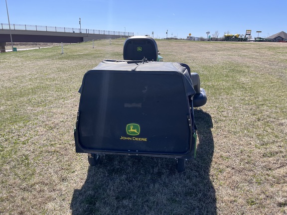 2017 John Deere X730 - Photo6