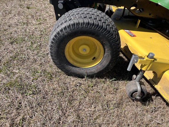 2017 John Deere X730 - Photo9