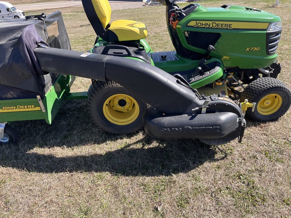 2017 John Deere X730 - Photo27