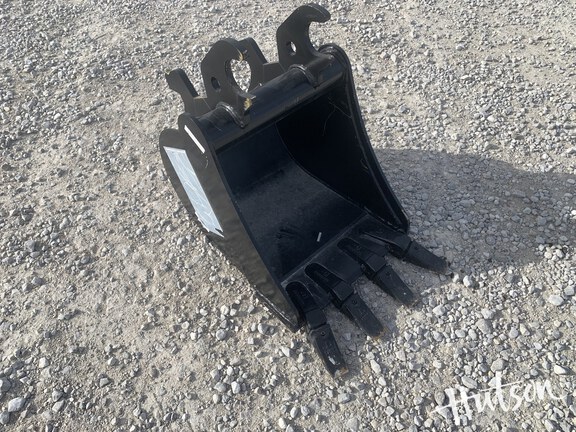 Photo of 2024 John Deere BYT10966