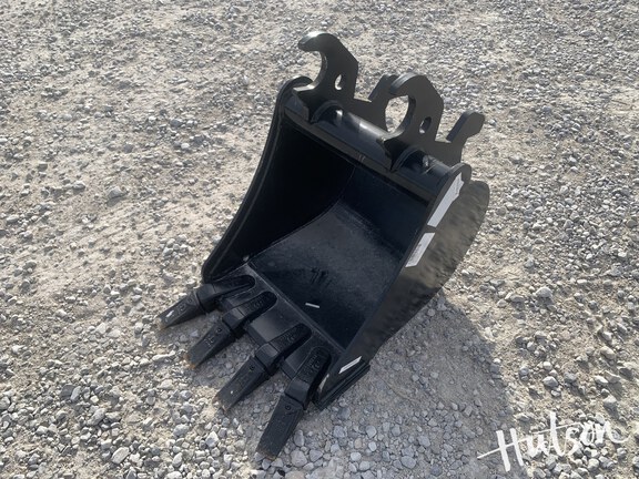 Photo of 2024 John Deere BYT10966