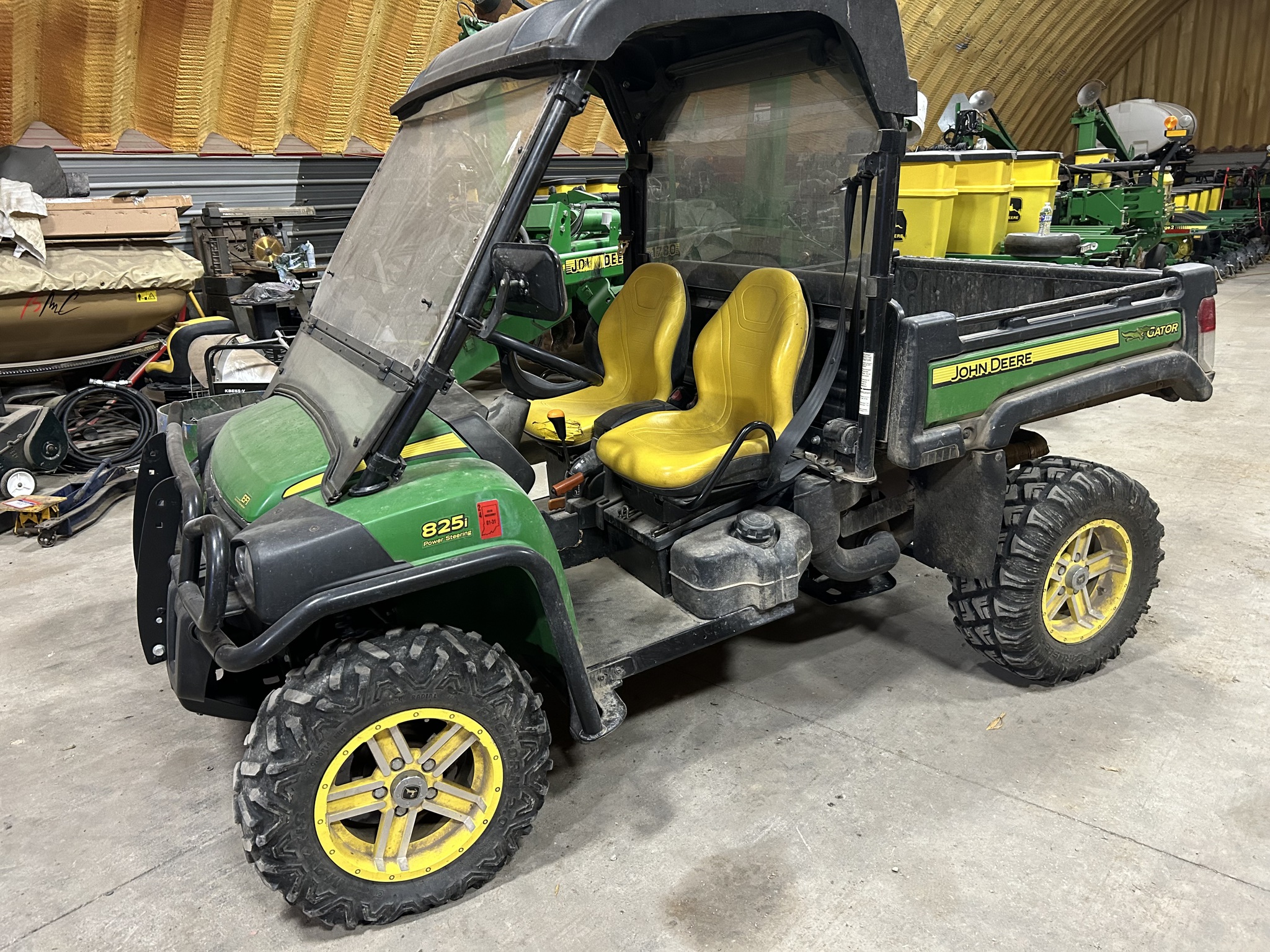2013 John Deere XUV 825i Image 1