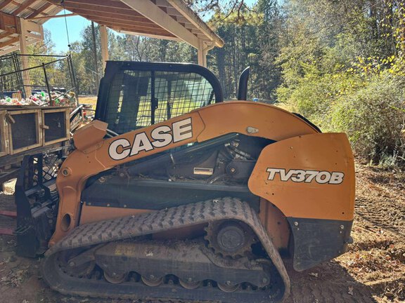 2019 Case TV370B