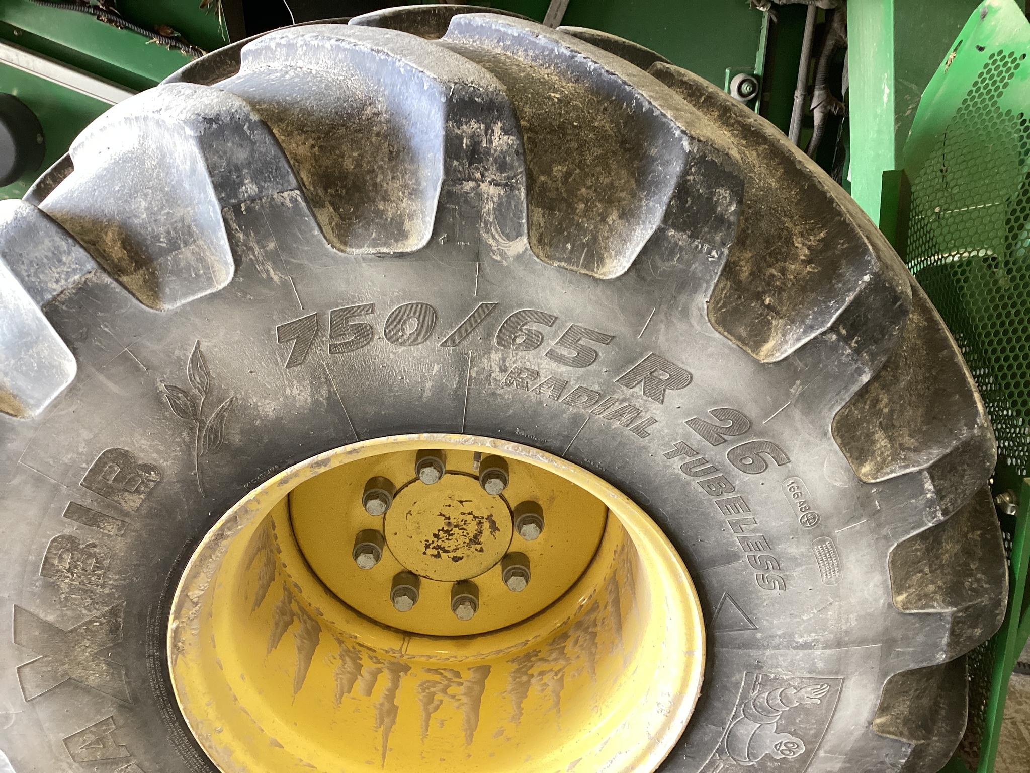 2013 John Deere S680 Image 12