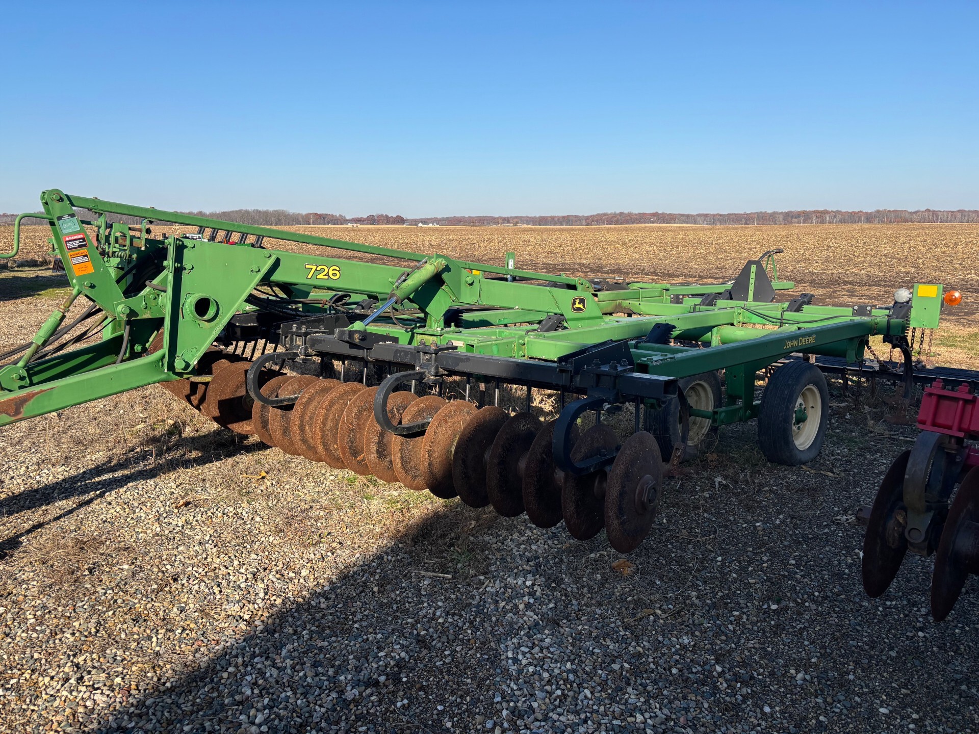 1996 John Deere 726 Image 2