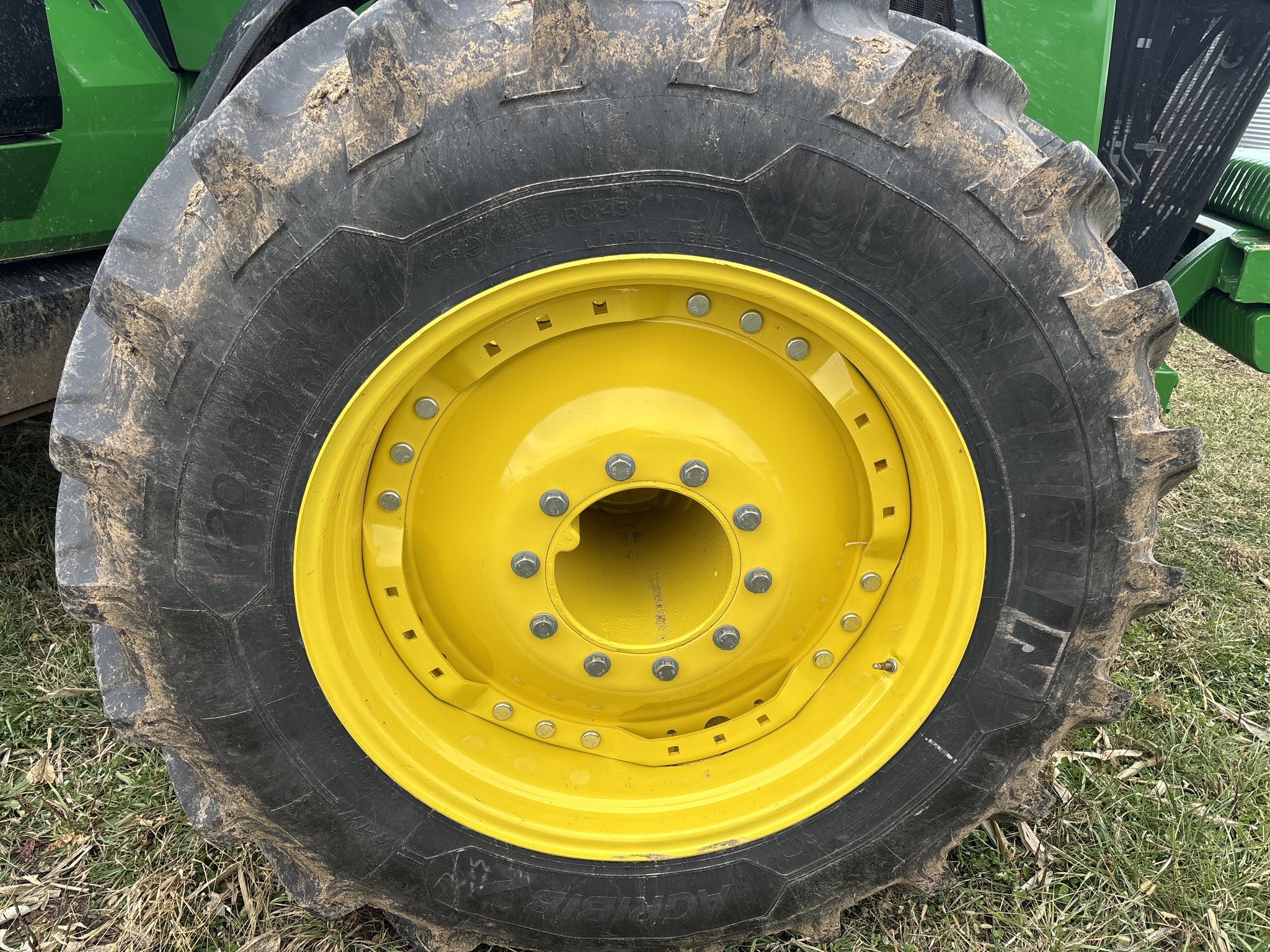 Used 2024 John Deere 8R 370 Row Crop Tractors at Koenig Equipment in Urbana, OH - PhotoXL14