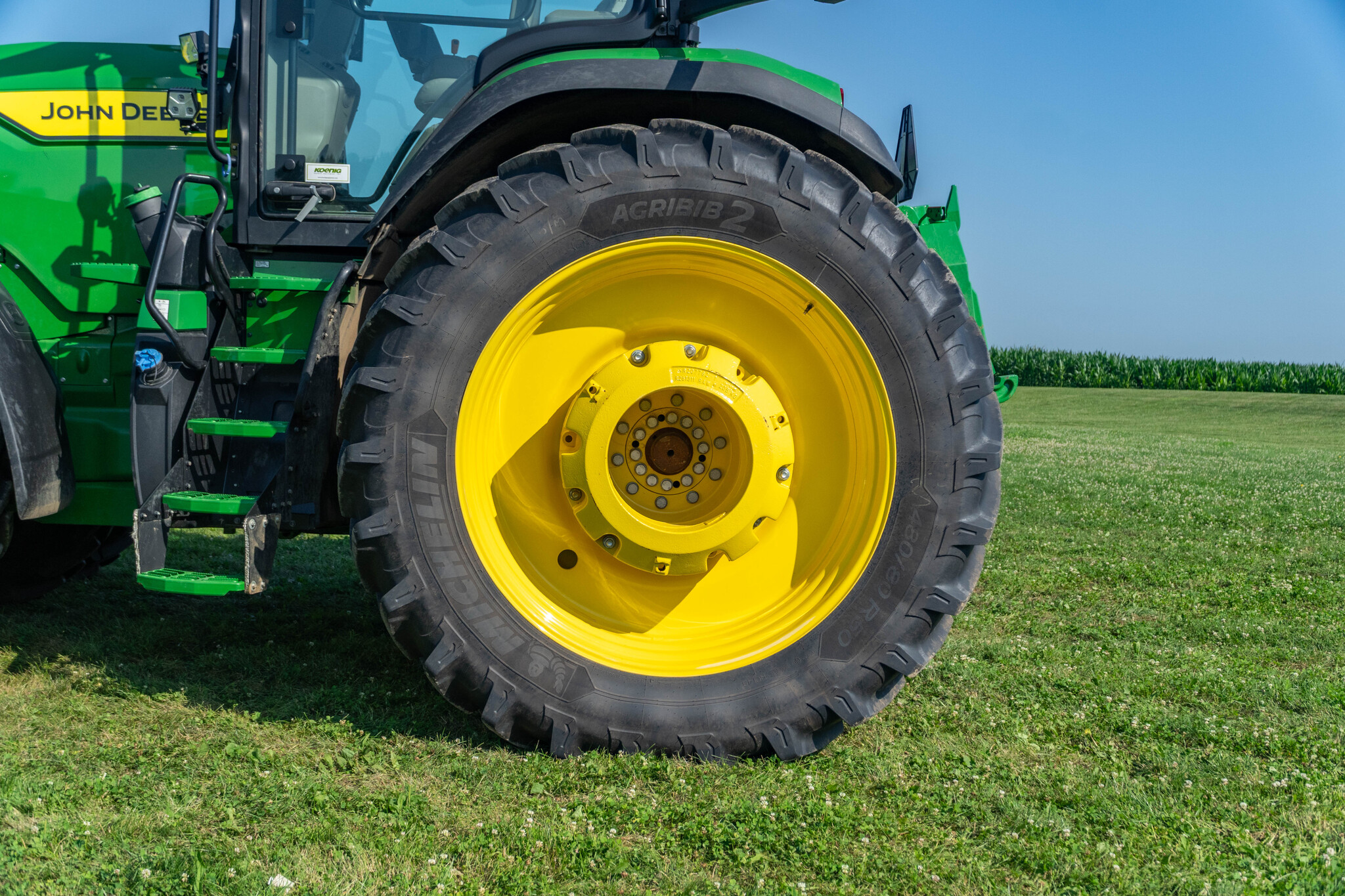 Used 2024 John Deere 8R 370 Row Crop Tractors at Koenig Equipment in Urbana, OH - PhotoXL9