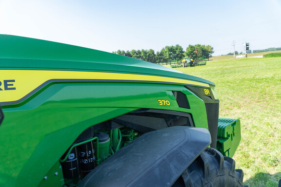 Used 2024 John Deere 8R 370 Row Crop Tractors at Koenig Equipment in Urbana, OH - Photo21